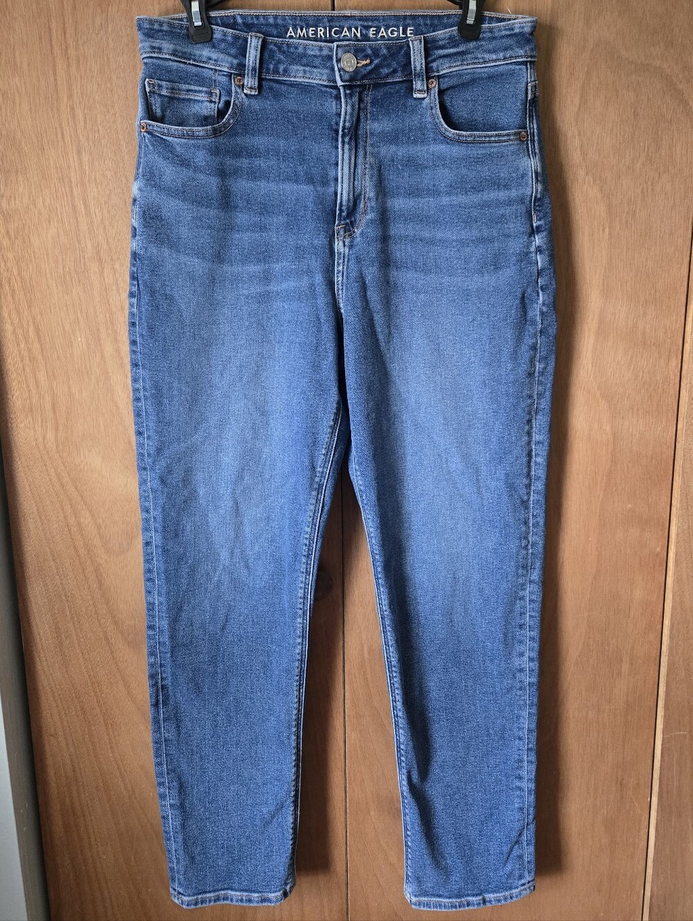American Eagle Outfitters Mom Jeans